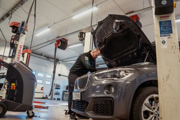 BMW Service / Bilservice / KM-service / Års service